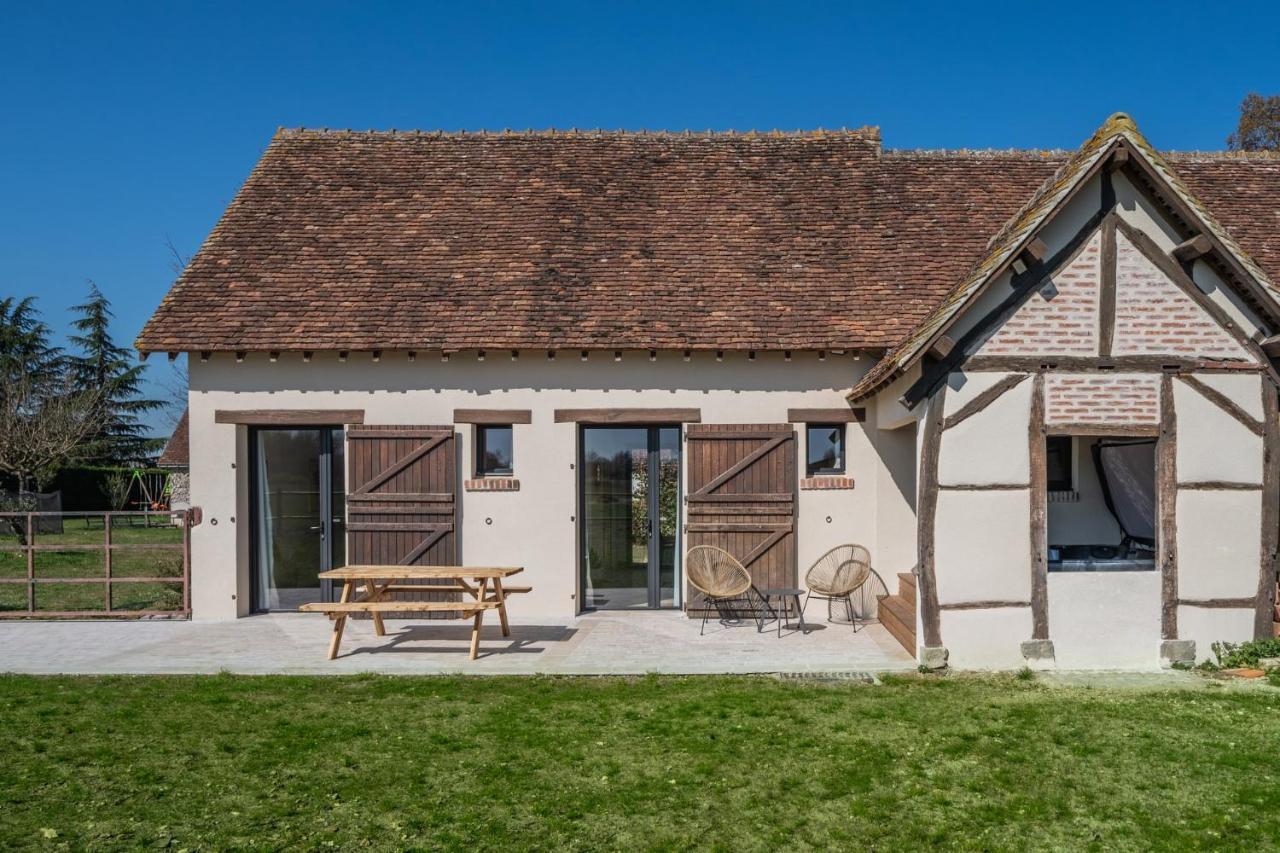 Méry-sur-Cher 라 그레인지 드 레오니 B&B 외부 사진