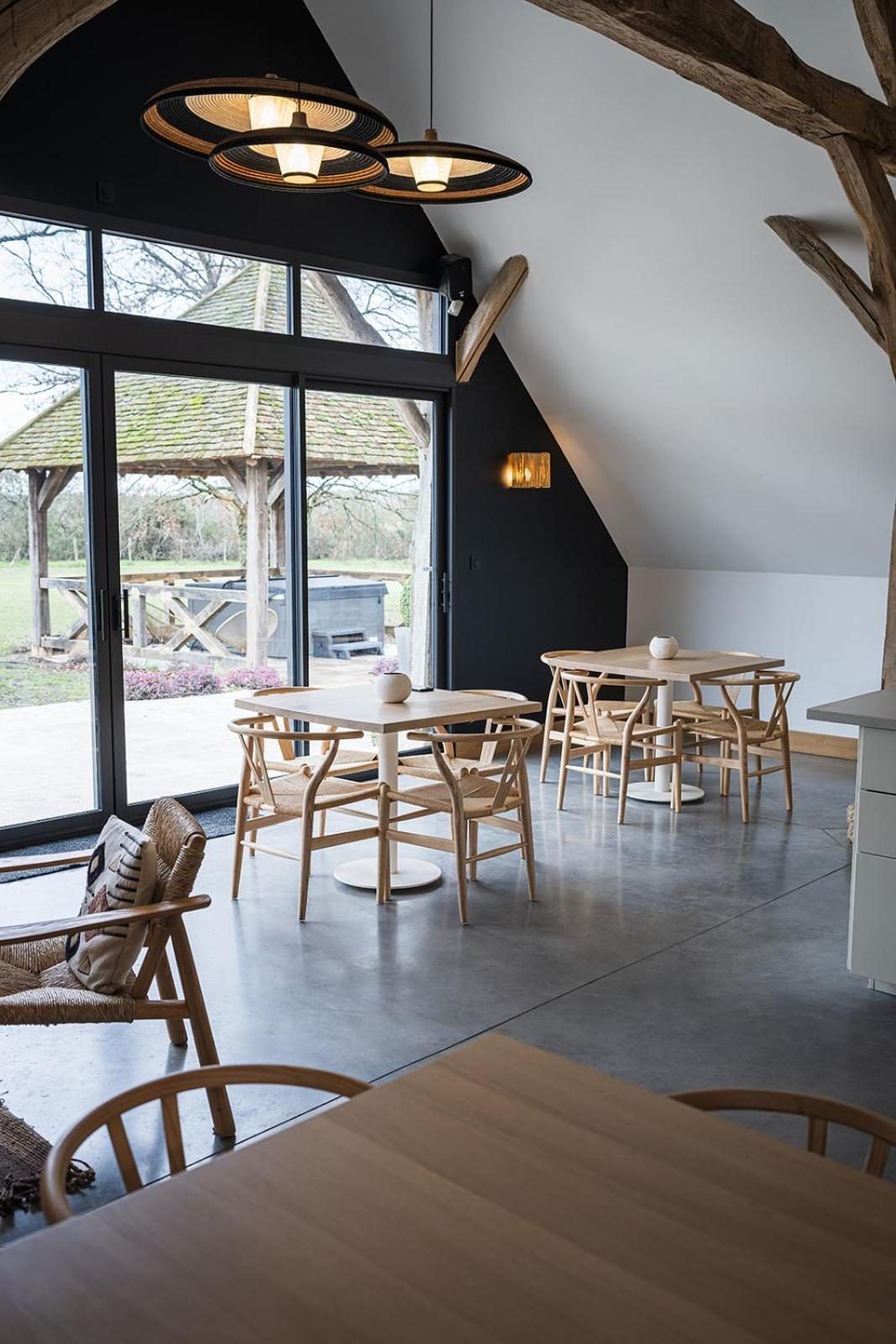 Méry-sur-Cher 라 그레인지 드 레오니 B&B 외부 사진